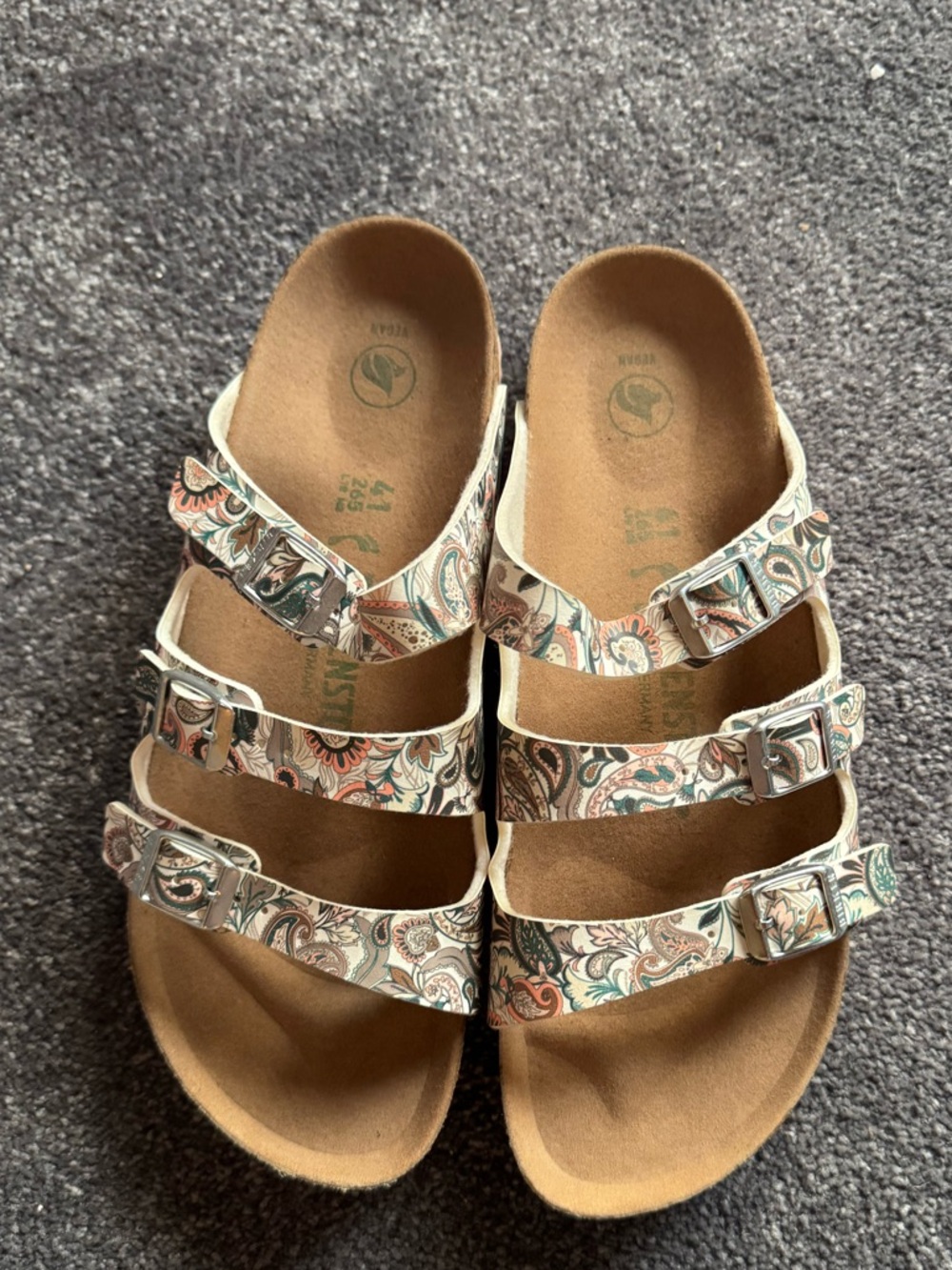 Birkenstock Three-Strap Paisley Pattern Sandals - pink and cream & Multicolor